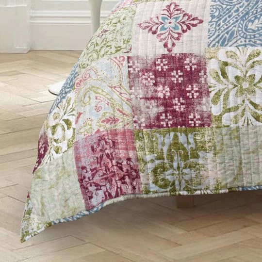 Spring Bank Coverlet Set Range By Classic Quilts 5 Spring Bank Coverlet Set Range By Classic Quilts - Image 3