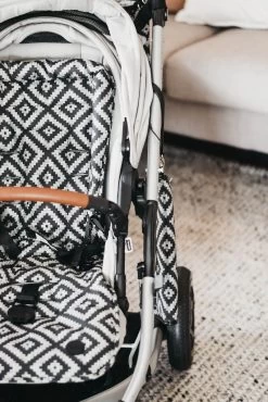 Aztec Chevron Peat Stroller Seat Liner By OiOi 11 Aztec Chevron Peat Stroller Seat Liner By OiOi -Bedding Store 3 17 30