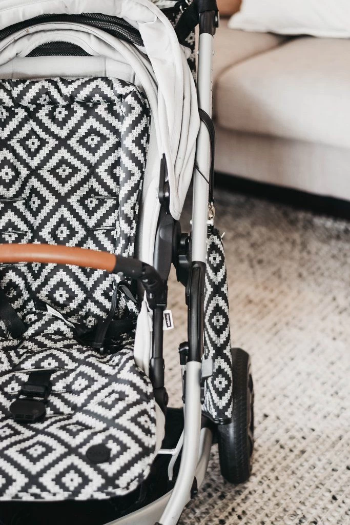 Aztec Chevron Peat Stroller Seat Liner By OiOi 6 Aztec Chevron Peat Stroller Seat Liner By OiOi - Image 4