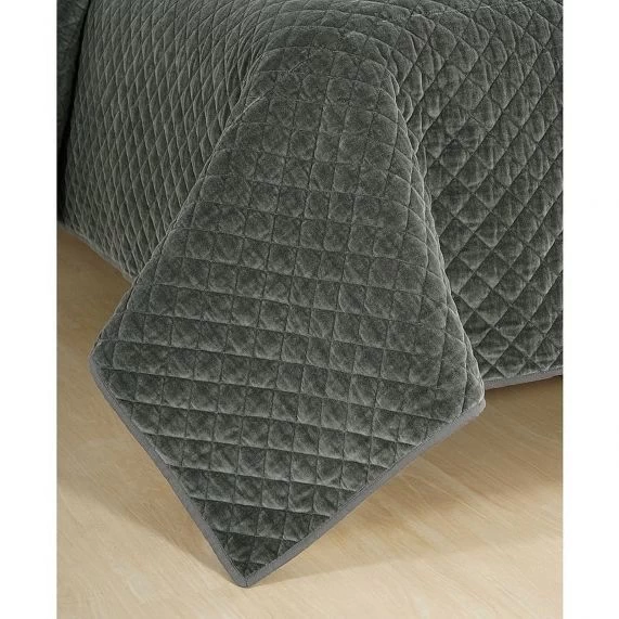 Amalia Cotton Velvet Quilted Comforter Set By Park Avenue 5 Amalia Cotton Velvet Quilted Comforter Set By Park Avenue - Image 3