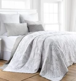 Botanical Leaves Bedspread Set By Classic Quilts