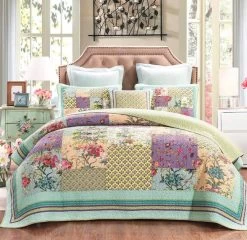 Cosmic Floral Bedspread Set By Classic Quilts