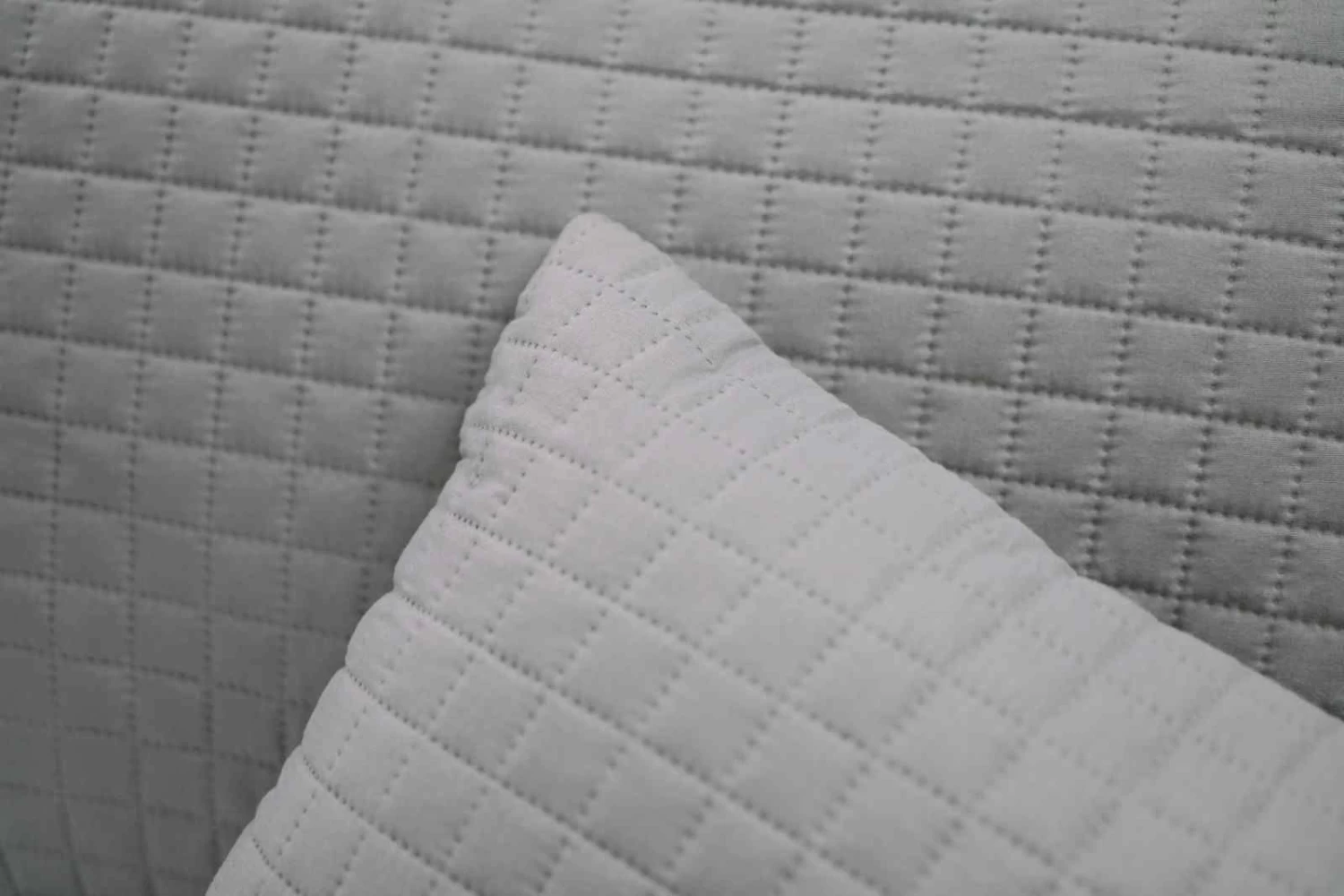 7 Piece Premium Hotel Collection Queen Comforter Set By Kingtex 13 7 Piece Premium Hotel Collection Queen Comforter Set By Kingtex - Image 11