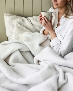 Oyster Alpaca Throw Blanket By St Albans -Bedding Store dssg 2