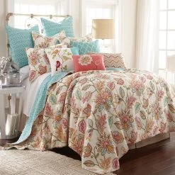 Sophia Bedspread Set By Classic Quilts