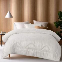 Vera Jacquard Comforter Set By Accessorize